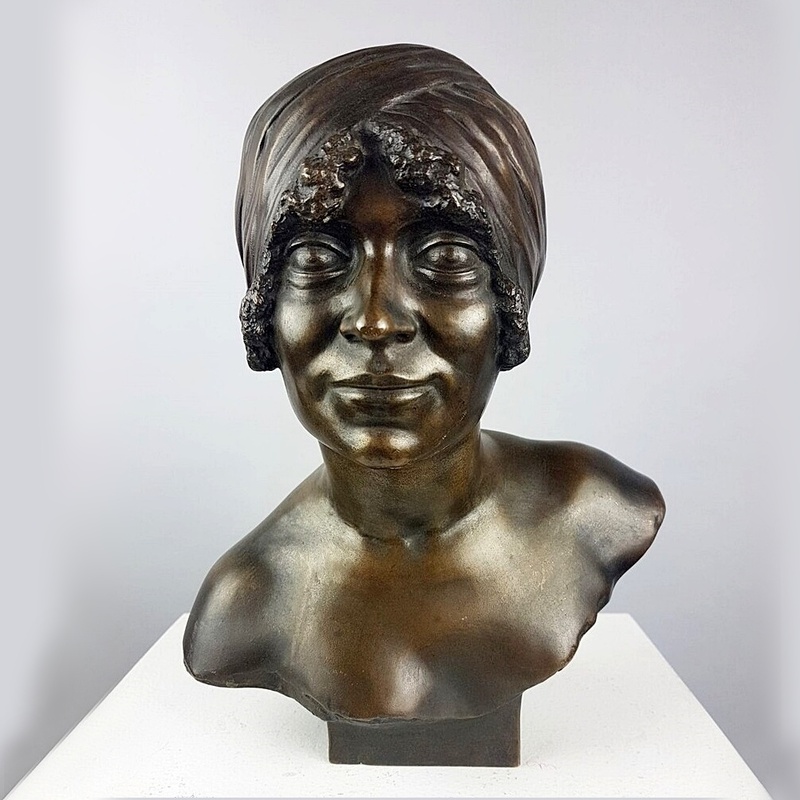Arsène Matton (1873-1953) -  Bronze Bust of woman with turban